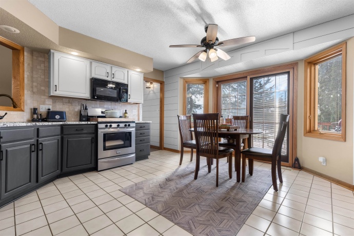 6833 CARDIGAN, ROCKFORD, Illinois 61114, 3 Bedrooms Bedrooms, ,2 BathroomsBathrooms,House,For Sale,CARDIGAN,202601940