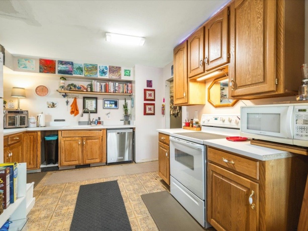 6127 Oak, BYRON, Illinois 61010, 3 Bedrooms Bedrooms, ,2 BathroomsBathrooms,House,For Sale,Oak,202601941