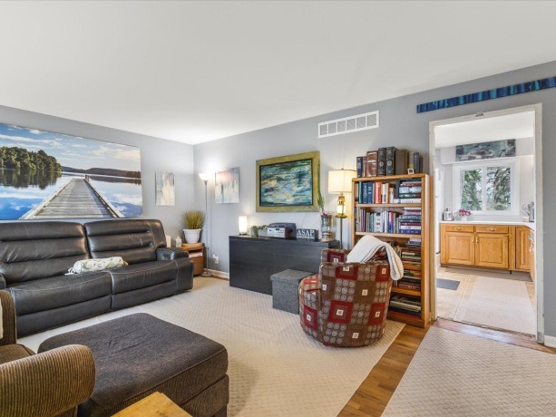 6127 Oak, BYRON, Illinois 61010, 3 Bedrooms Bedrooms, ,2 BathroomsBathrooms,House,For Sale,Oak,202601941