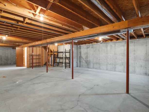 518 Breezeway, PEARL CITY, Illinois 61062, 3 Bedrooms Bedrooms, ,2 BathroomsBathrooms,House,For Sale,Breezeway,202601942