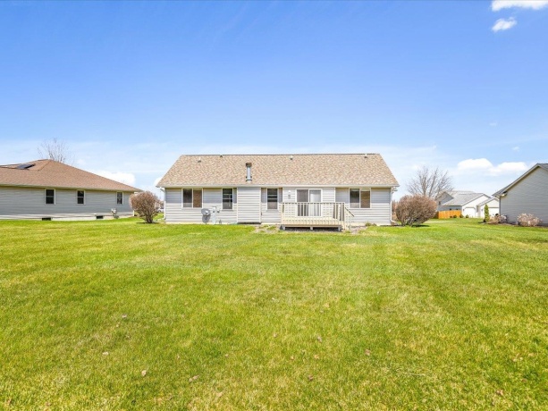 518 Breezeway, PEARL CITY, Illinois 61062, 3 Bedrooms Bedrooms, ,2 BathroomsBathrooms,House,For Sale,Breezeway,202601942