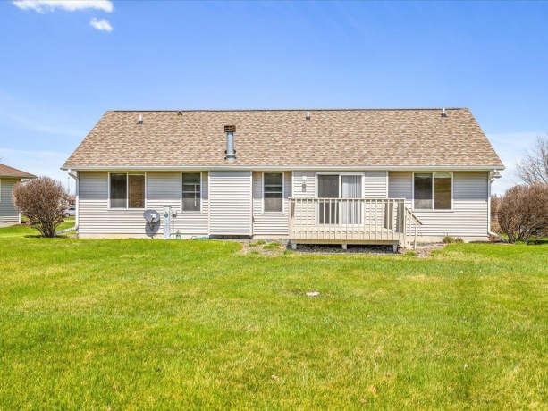 518 Breezeway, PEARL CITY, Illinois 61062, 3 Bedrooms Bedrooms, ,2 BathroomsBathrooms,House,For Sale,Breezeway,202601942