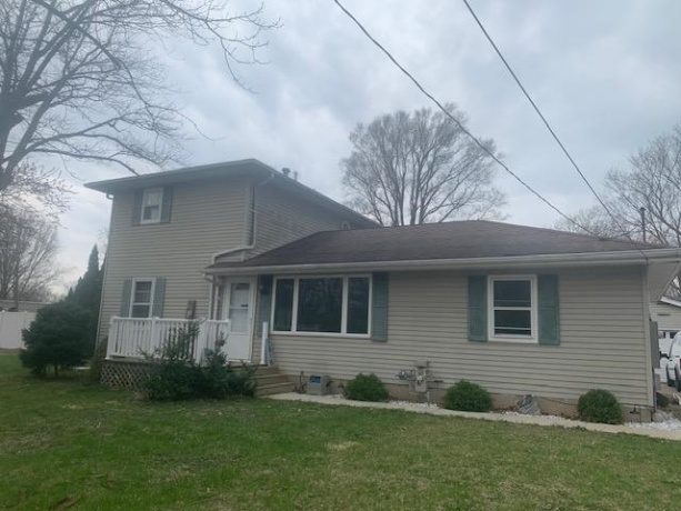 1818 Carr, Streator, Illinois 61364, 4 Bedrooms Bedrooms, ,2 BathroomsBathrooms,House,For Sale,Carr,202601943