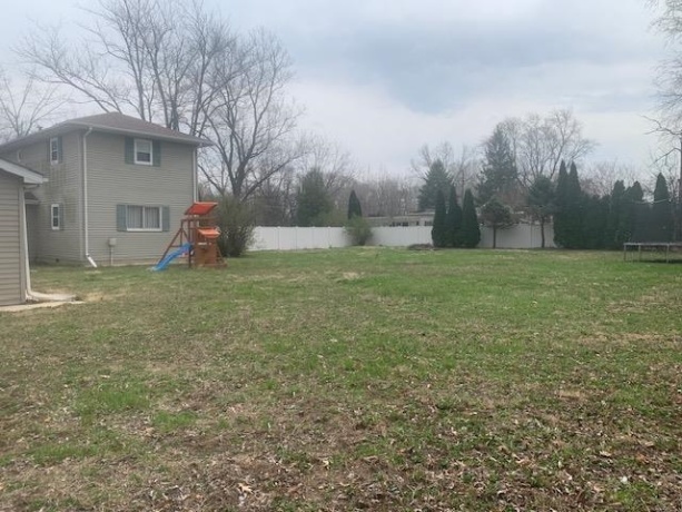 1818 Carr, Streator, Illinois 61364, 4 Bedrooms Bedrooms, ,2 BathroomsBathrooms,House,For Sale,Carr,202601943