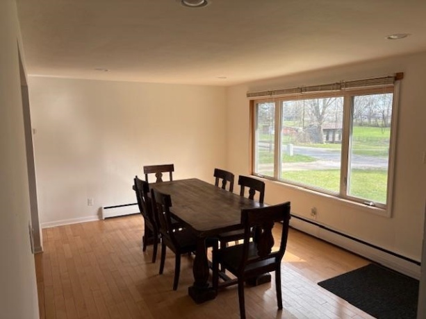 1818 Carr, Streator, Illinois 61364, 4 Bedrooms Bedrooms, ,2 BathroomsBathrooms,House,For Sale,Carr,202601943
