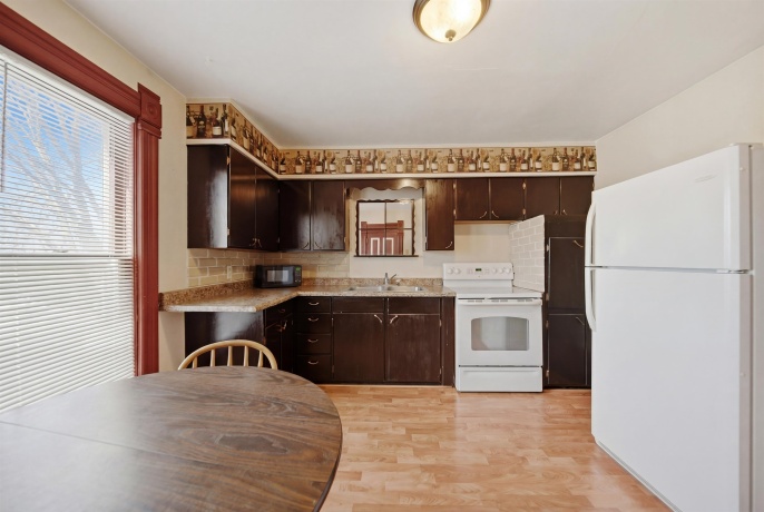 324 2nd, DIXON, Illinois 61021, ,2 Units,For Sale,2nd,202601946