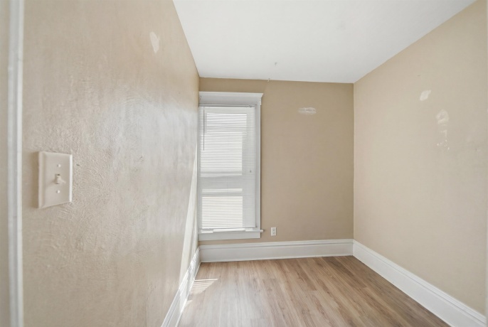 324 2nd, DIXON, Illinois 61021, ,2 Units,For Sale,2nd,202601946