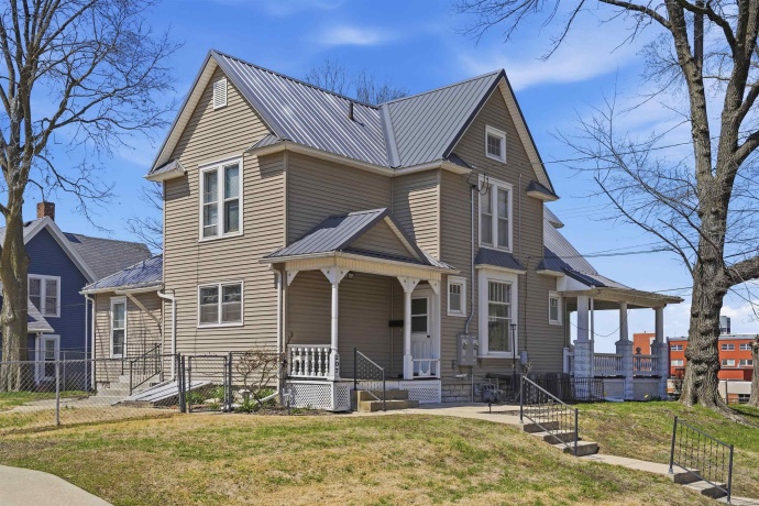 324 2nd, DIXON, Illinois 61021, ,2 Units,For Sale,2nd,202601946