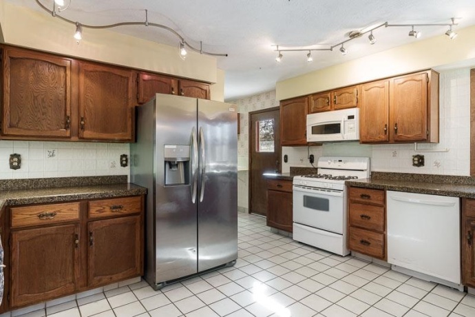 1920 Yale Bridge, SOUTH BELOIT, Illinois 61080, 3 Bedrooms Bedrooms, ,2 BathroomsBathrooms,House,For Sale,Yale Bridge,202601945