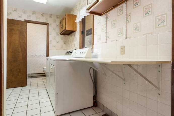 1920 Yale Bridge, SOUTH BELOIT, Illinois 61080, 3 Bedrooms Bedrooms, ,2 BathroomsBathrooms,House,For Sale,Yale Bridge,202601945