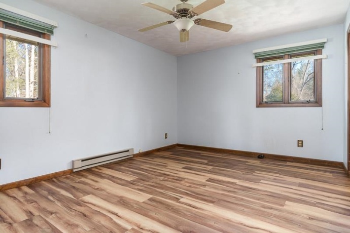 1920 Yale Bridge, SOUTH BELOIT, Illinois 61080, 3 Bedrooms Bedrooms, ,2 BathroomsBathrooms,House,For Sale,Yale Bridge,202601945