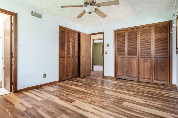 1920 Yale Bridge, SOUTH BELOIT, Illinois 61080, 3 Bedrooms Bedrooms, ,2 BathroomsBathrooms,House,For Sale,Yale Bridge,202601945