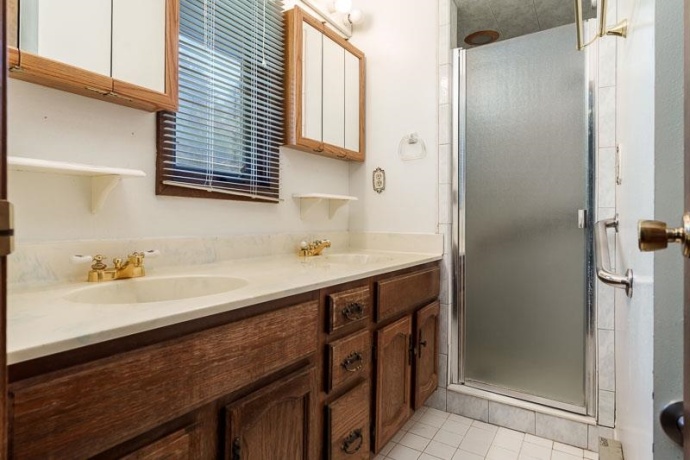 1920 Yale Bridge, SOUTH BELOIT, Illinois 61080, 3 Bedrooms Bedrooms, ,2 BathroomsBathrooms,House,For Sale,Yale Bridge,202601945