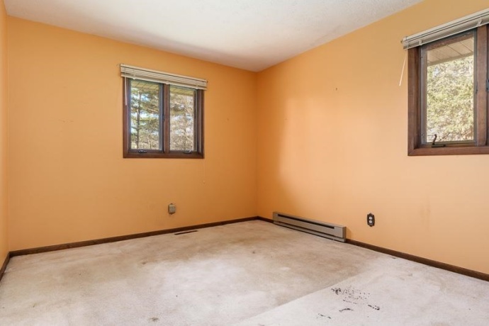 1920 Yale Bridge, SOUTH BELOIT, Illinois 61080, 3 Bedrooms Bedrooms, ,2 BathroomsBathrooms,House,For Sale,Yale Bridge,202601945