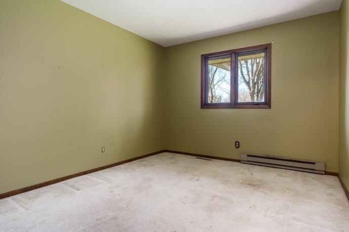 1920 Yale Bridge, SOUTH BELOIT, Illinois 61080, 3 Bedrooms Bedrooms, ,2 BathroomsBathrooms,House,For Sale,Yale Bridge,202601945