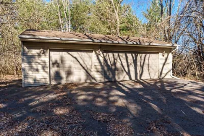 1920 Yale Bridge, SOUTH BELOIT, Illinois 61080, 3 Bedrooms Bedrooms, ,2 BathroomsBathrooms,House,For Sale,Yale Bridge,202601945