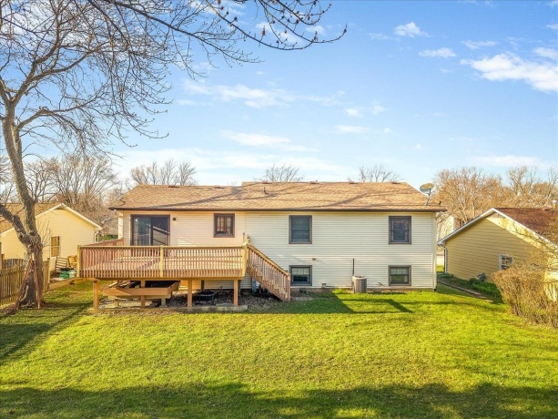 545 Andrew, LAKE ZURICH, Illinois 60047, 5 Bedrooms Bedrooms, ,2 BathroomsBathrooms,House,For Sale,Andrew,202601948