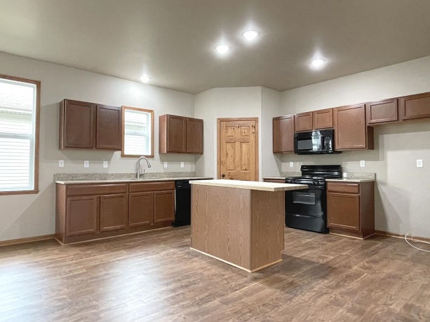 7447 SILO, MACHESNEY PARK, Illinois 61115, 3 Bedrooms Bedrooms, ,2 BathroomsBathrooms,House,For Sale,SILO,202601754