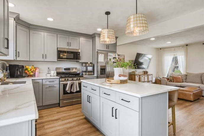 8311 Woodbridge, MACHESNEY PARK, Illinois 61115, 4 Bedrooms Bedrooms, ,2 BathroomsBathrooms,House,For Sale,Woodbridge,202601949