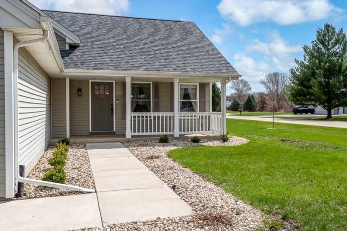 8311 Woodbridge, MACHESNEY PARK, Illinois 61115, 4 Bedrooms Bedrooms, ,2 BathroomsBathrooms,House,For Sale,Woodbridge,202601949