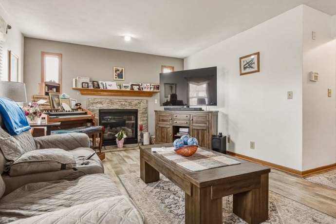 8319 Woodbridge, MACHESNEY PARK, Illinois 61115, 3 Bedrooms Bedrooms, ,2 BathroomsBathrooms,House,For Sale,Woodbridge,202601950