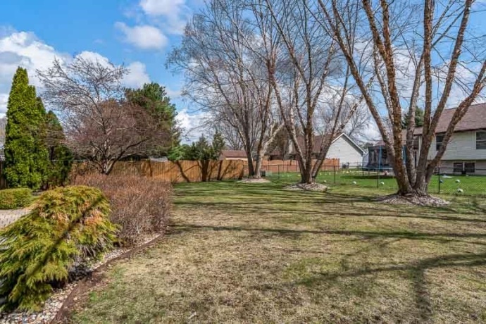 8319 Woodbridge, MACHESNEY PARK, Illinois 61115, 3 Bedrooms Bedrooms, ,2 BathroomsBathrooms,House,For Sale,Woodbridge,202601950