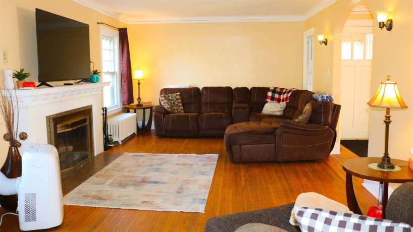 7518 2nd, MACHESNEY PARK, Illinois 61115, 4 Bedrooms Bedrooms, ,1 BathroomBathrooms,House,For Sale,2nd,202506925