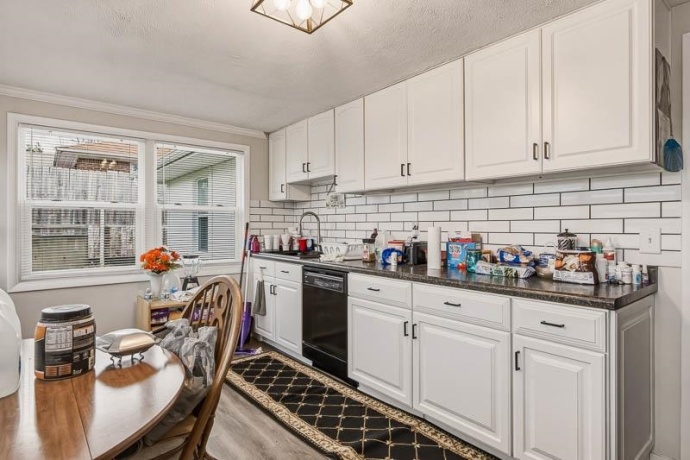 3115 20th, ROCKFORD, Illinois 61109, 2 Bedrooms Bedrooms, ,1 BathroomBathrooms,House,For Sale,20th,202601951