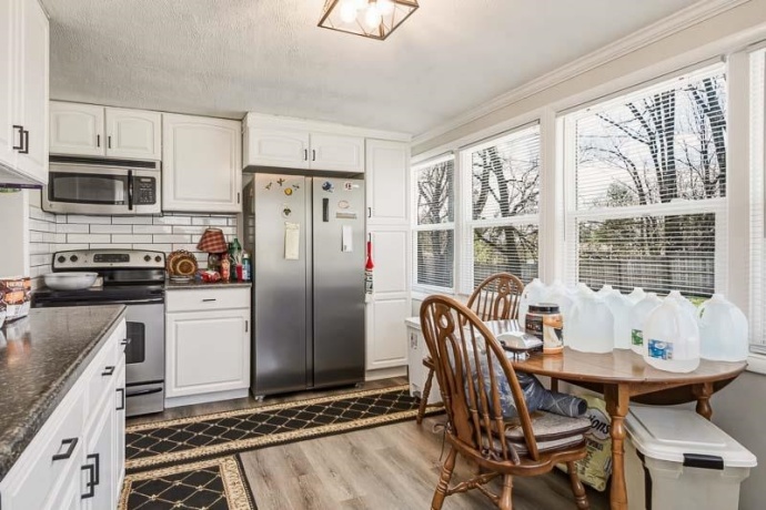 3115 20th, ROCKFORD, Illinois 61109, 2 Bedrooms Bedrooms, ,1 BathroomBathrooms,House,For Sale,20th,202601951