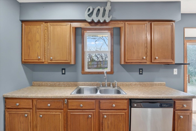 2683 Bluffside, ROCKFORD, Illinois 61109, 5 Bedrooms Bedrooms, ,3 BathroomsBathrooms,House,For Sale,Bluffside,202601952