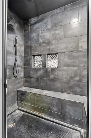 2683 Bluffside, ROCKFORD, Illinois 61109, 5 Bedrooms Bedrooms, ,3 BathroomsBathrooms,House,For Sale,Bluffside,202601952