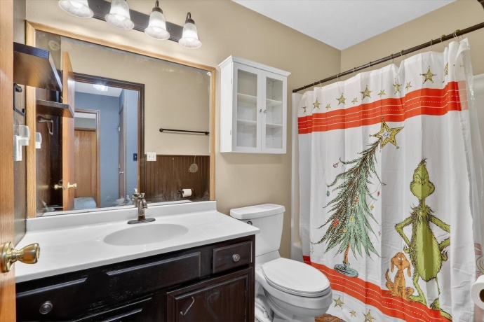 2683 Bluffside, ROCKFORD, Illinois 61109, 5 Bedrooms Bedrooms, ,3 BathroomsBathrooms,House,For Sale,Bluffside,202601952