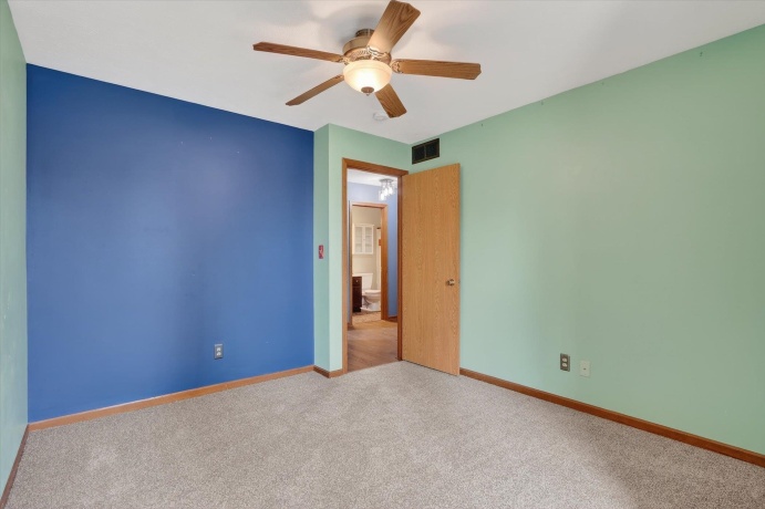 2683 Bluffside, ROCKFORD, Illinois 61109, 5 Bedrooms Bedrooms, ,3 BathroomsBathrooms,House,For Sale,Bluffside,202601952