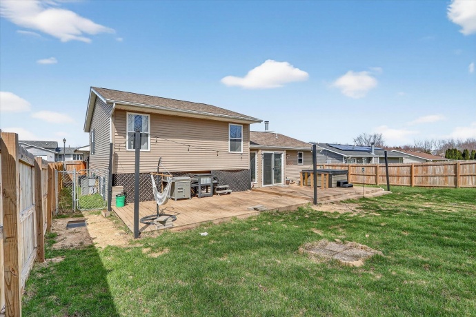 2683 Bluffside, ROCKFORD, Illinois 61109, 5 Bedrooms Bedrooms, ,3 BathroomsBathrooms,House,For Sale,Bluffside,202601952