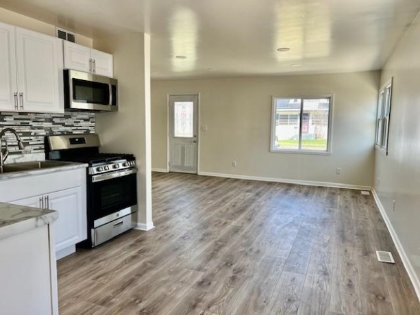 3032 Gladstone, ROCKFORD, Illinois 61101, 2 Bedrooms Bedrooms, ,1 BathroomBathrooms,House,For Sale,Gladstone,202601958