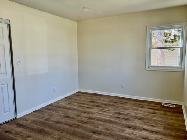 3032 Gladstone, ROCKFORD, Illinois 61101, 2 Bedrooms Bedrooms, ,1 BathroomBathrooms,House,For Sale,Gladstone,202601958