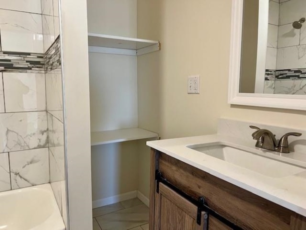 3032 Gladstone, ROCKFORD, Illinois 61101, 2 Bedrooms Bedrooms, ,1 BathroomBathrooms,House,For Sale,Gladstone,202601958