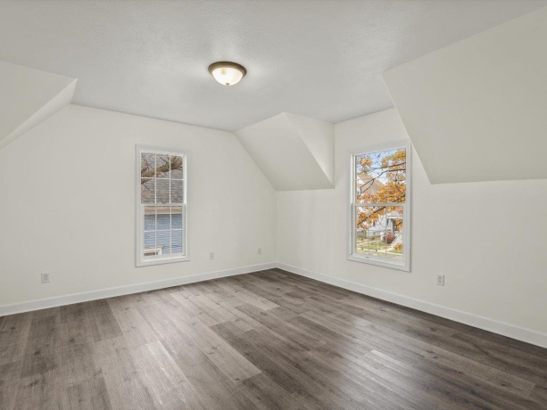 1516 5th, ROCKFORD, Illinois 61104, 5 Bedrooms Bedrooms, ,2 BathroomsBathrooms,House,For Sale,5th,202601960