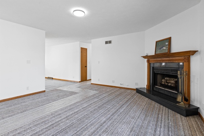 6859 Fitzgerald, ROCKFORD, Illinois 61102, 3 Bedrooms Bedrooms, ,2 BathroomsBathrooms,House,For Sale,Fitzgerald,202601963