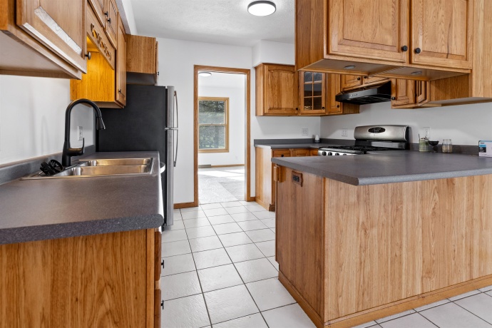 6859 Fitzgerald, ROCKFORD, Illinois 61102, 3 Bedrooms Bedrooms, ,2 BathroomsBathrooms,House,For Sale,Fitzgerald,202601963