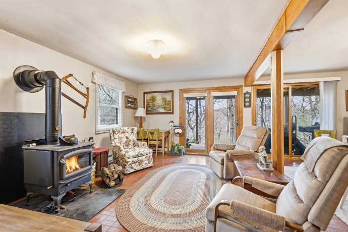 5A11 White Buffalo, APPLE RIVER, Illinois 61001, 3 Bedrooms Bedrooms, ,2 BathroomsBathrooms,House,For Sale,White Buffalo,202601965