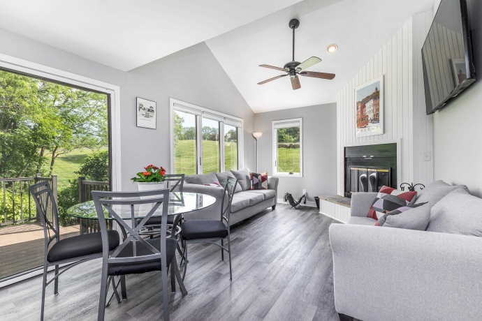 10 Farmstead, GALENA, Illinois 61036, 2 Bedrooms Bedrooms, ,2 BathroomsBathrooms,Condominium,For Sale,Farmstead,202601967