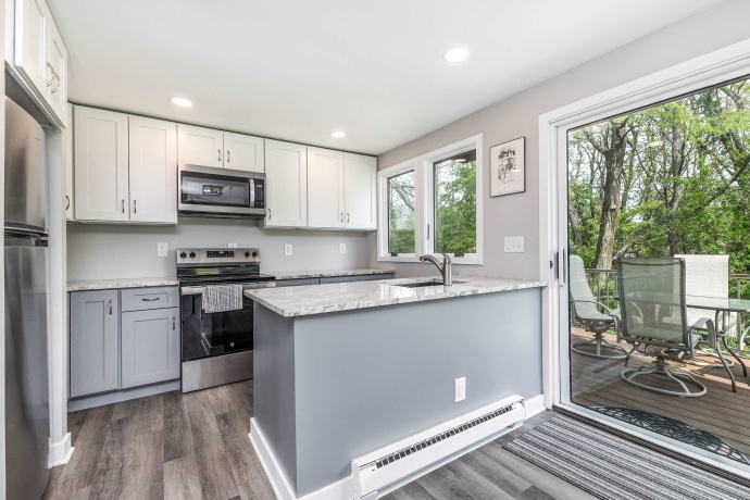 10 Farmstead, GALENA, Illinois 61036, 2 Bedrooms Bedrooms, ,2 BathroomsBathrooms,Condominium,For Sale,Farmstead,202601967