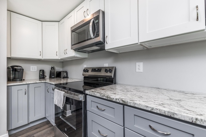 10 Farmstead, GALENA, Illinois 61036, 2 Bedrooms Bedrooms, ,2 BathroomsBathrooms,Condominium,For Sale,Farmstead,202601967