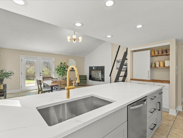 5159 Coachlite, LOVES PARK, Illinois 61111, 3 Bedrooms Bedrooms, ,2 BathroomsBathrooms,House,For Sale,Coachlite,202601969