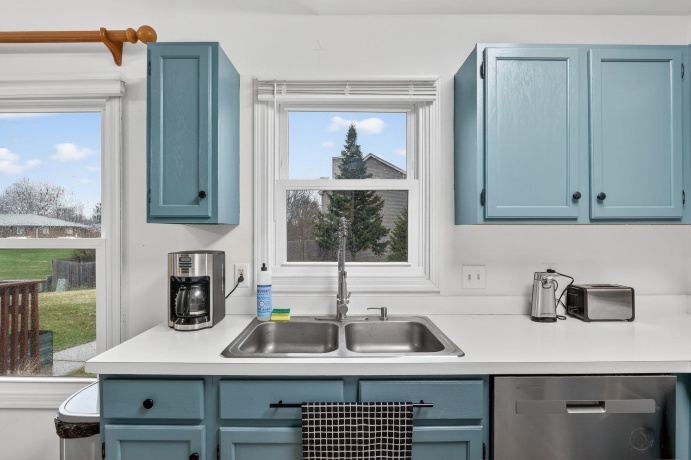 1919 Cloverdale, BELVIDERE, Illinois 61008, 4 Bedrooms Bedrooms, ,2 BathroomsBathrooms,House,For Sale,Cloverdale,202601766