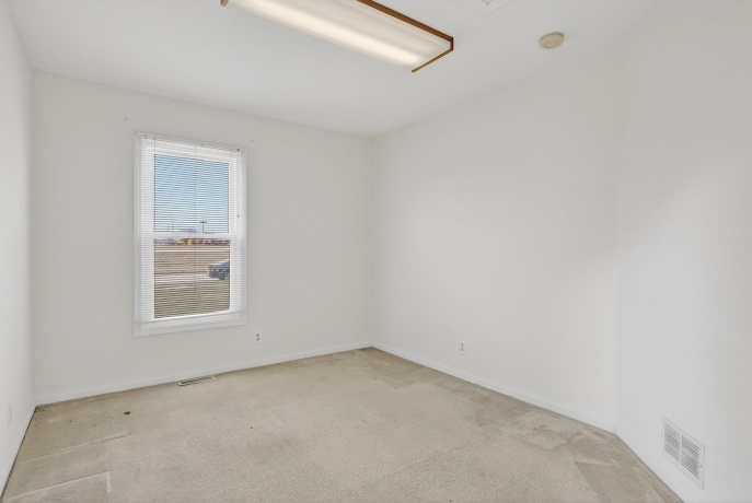 1919 Cloverdale, BELVIDERE, Illinois 61008, 4 Bedrooms Bedrooms, ,2 BathroomsBathrooms,House,For Sale,Cloverdale,202601766