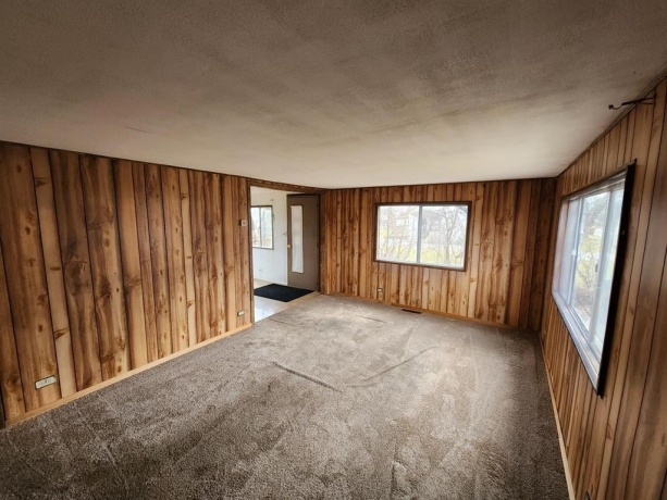 619 Pershing, MACHESNEY PARK, Illinois 61115, 3 Bedrooms Bedrooms, ,1 BathroomBathrooms,House,For Sale,Pershing,202601974