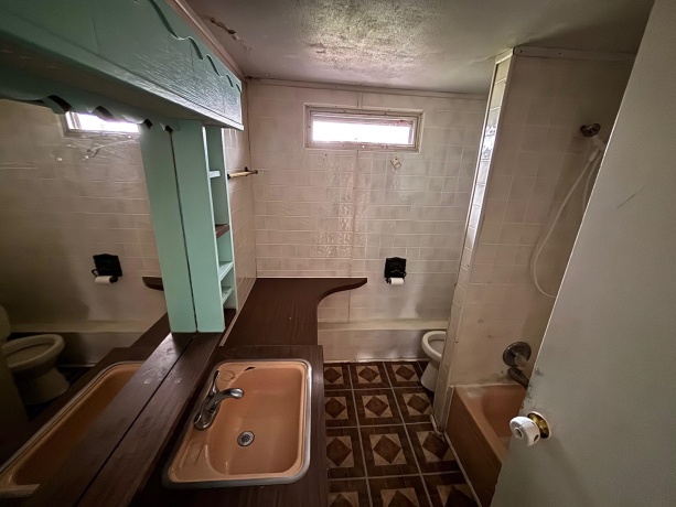 619 Pershing, MACHESNEY PARK, Illinois 61115, 3 Bedrooms Bedrooms, ,1 BathroomBathrooms,House,For Sale,Pershing,202601974