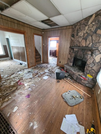 619 woodlawn, ROCKFORD, Illinois 61103, 2 Bedrooms Bedrooms, ,1 BathroomBathrooms,House,For Sale,woodlawn,202601975